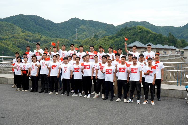 公司團委開展“喜迎二十大、永遠跟黨走、奮進新征程”主題團日活動6