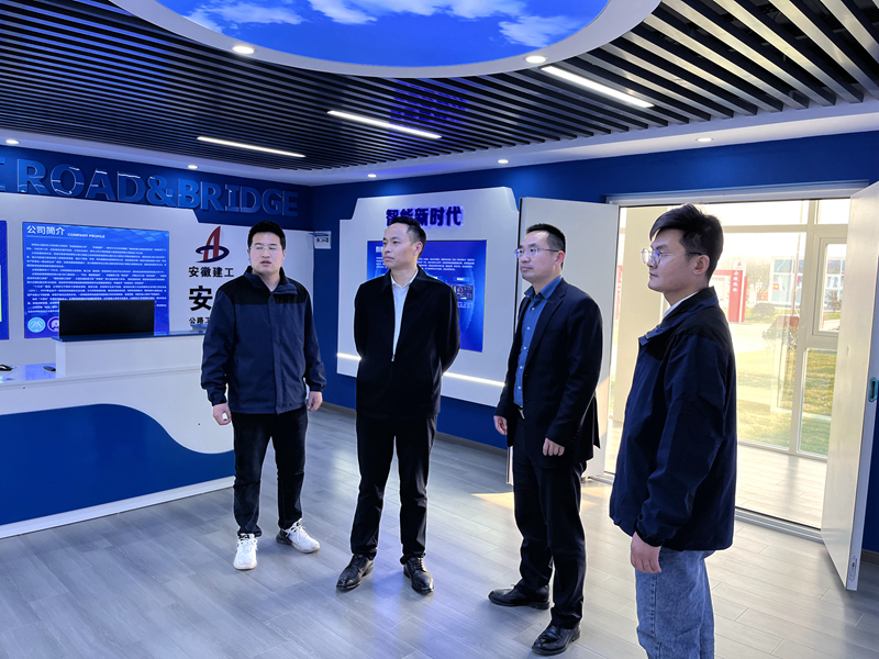 公司黨委副書記、總經(jīng)理張俊到霍邱縣市政基礎(chǔ)設(shè)施提升PPP項目調(diào)研3