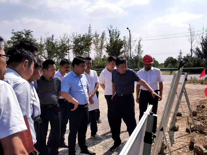 亳州市委常委、副市長左龍蒞臨亳蒙預(yù)制標(biāo)調(diào)研指導(dǎo)