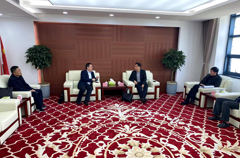 公司黨委書記、董事長(zhǎng)錢申春率隊(duì)拜訪蕪湖市繁昌區(qū)委區(qū)政府